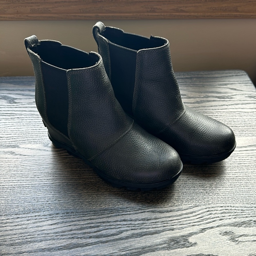 Sorel Wedge boots